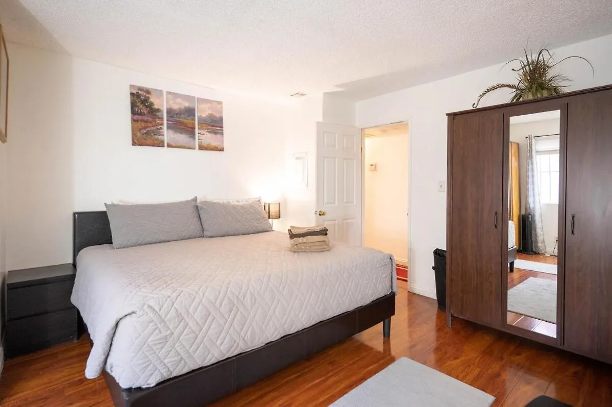 2 Bedroom Unlv, Thomas Mack Las Vegas